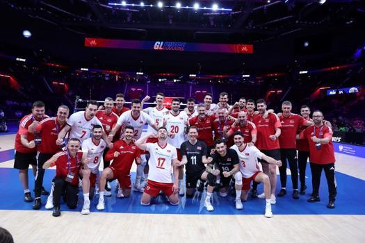 Filenin Efeleri, VNL’de Çin’i 3-0 yendi