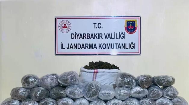 Diyarbakır'da uyuşturucu operasyonu: 31 gözaltı