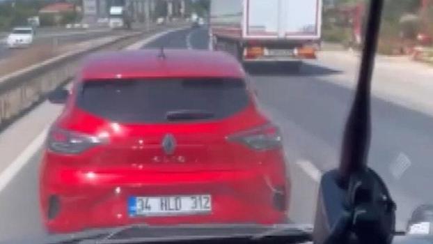 Silivri'de ambulansa yol vermeyen sürücü kamerada