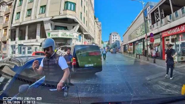 Beyoğlu’nda 'Çeneni kırarım' sözleriyle tehdit eden şüpheli yakalandı; boksör olmadığı ortaya çıktı
