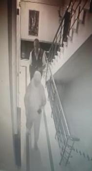 Eyüpsultan'da telefonda kendilerini polis olarak tanıtıp dolandırıcılık yapan 3 şüpheli yakalandı