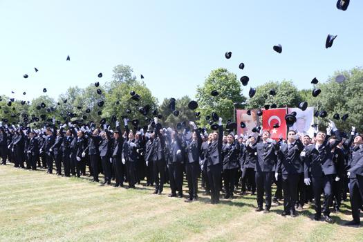 Samsun’da eğitimini tamamlayan 380 polis adayı mezun oldu