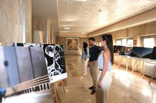 BUÜ’de fotoğraf sanatıyla kadın sağlığına vurgu