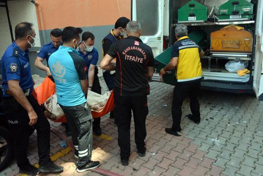 Yangın çıkan evde 3 kişi öldü, 1 kişi dumandan etkilendi (3)