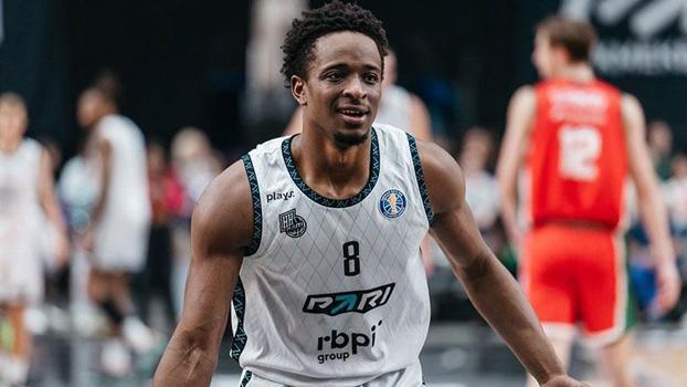 TOFAŞ, ABD'li guard Zach Nutall'ı transfer etti