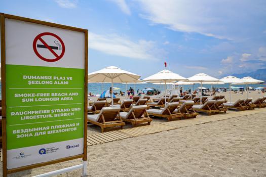 Akdeniz iklimine dayanıklı ahşap şezlonglar kullanıma sunuldu