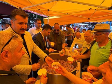 Suşehri'nde aşure ikramı