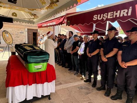 Kıbrıs gazisi son yolculuğuna uğurlandı