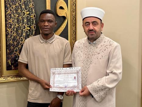 Kayseri'ye üniversite eğitimi için gelen Zambiyalı Dominic Müslüman oldu
