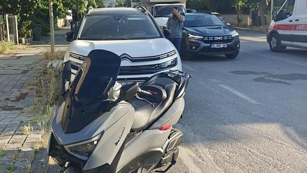 Rahatsızlanıp, park halindeki otomobile çarpan motosikletin sürücüsünün aort damarı yırtıldı