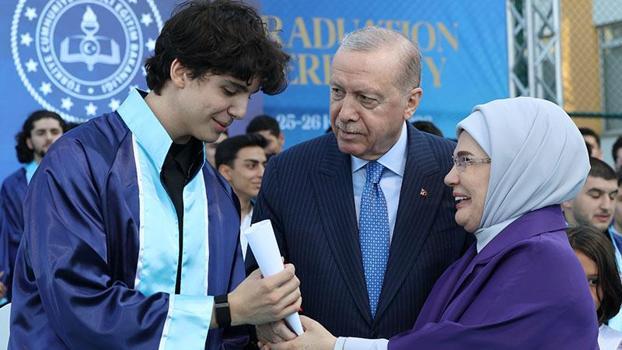 Cumhurbaşkanı Erdoğan, torunu Ömer Tayyip Erdoğan'ın mezuniyet törenine katıldı
