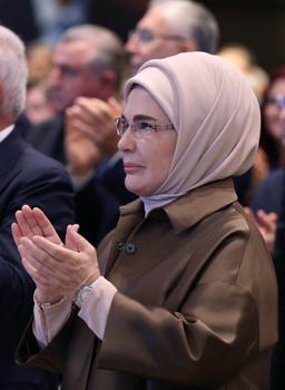Emine Erdoğan'dan 'AK Parti 33'üncü İstişare ve Değerlendirme Toplantısı' paylaşımı
