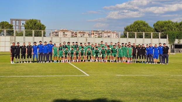 Bursaspor sahaya indi, Mustafa Er yol haritasını çizdi