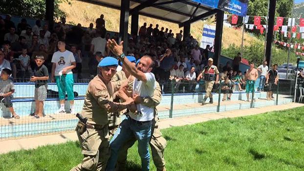 Güreş festivalinde gerginliğe jandarma müdahale etti