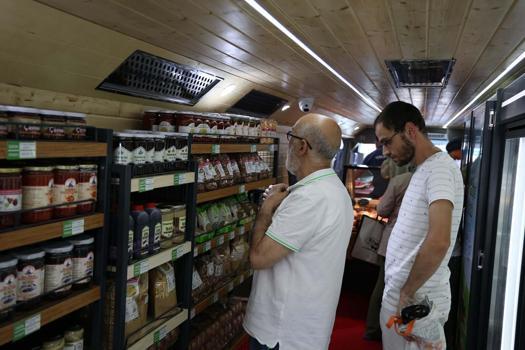 Aydın Büyükşehir Belediyesi Halk Ege Et Mobil Aracı’na Bozdoğan'da yoğun ilgi