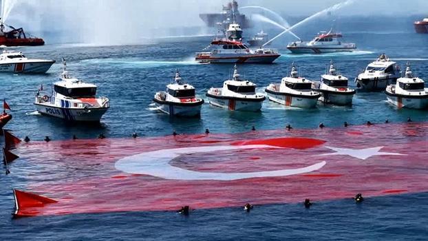Denizcilik ve Kabotaj Bayramı'nın 100'üncü yıl dönümü İstanbul'da kutlandı