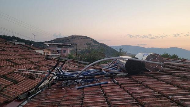 Manisa’da sağanak ve fırtına etkili oldu