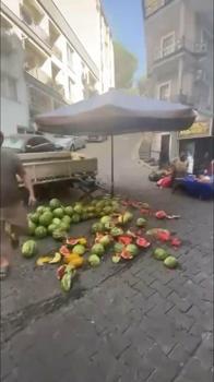 Karpuzları ezilen esnaf: Nezaketle söylese yardımcı olurdum