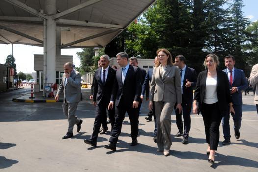 AK Parti'li Sırakaya: Yurt dışındaki millet varlığımız canımızdan bir parçadır