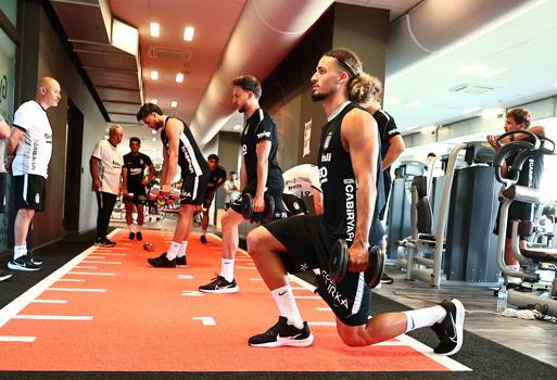 Beşiktaş, Bratislava’daki çalışmalarını salonda sürdürdü
