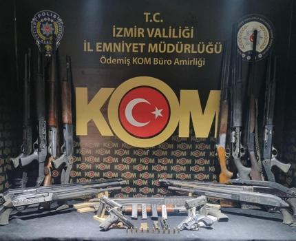 İzmir'de silah kaçakçılığı operasyonu: 1 tutuklama