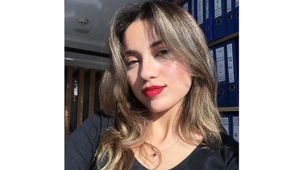 Yaya geçidinde otomobilin çarptığı Avukat TuÄŸçe hayatını kaybetti