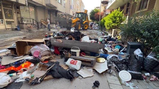 Avcılar'da cezaevinde olduğu için 7 aydır kira ödeyemedi, ev sahibi eşyaları sokağa attı