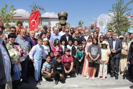Sivas'ta 'Kafkas Kartalı' Şeyh Şamil'in büstü açıldı