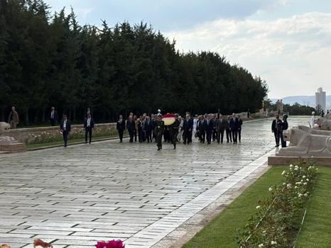 NATO heyetinden Anıtkabir'e ziyaret