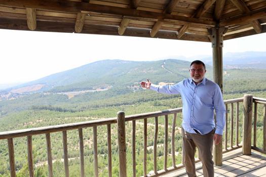 Başkan Saygılı: Küle dönen bu alan, yeniden yemyeşil bir orman olarak İzmir'e kazandırıldı