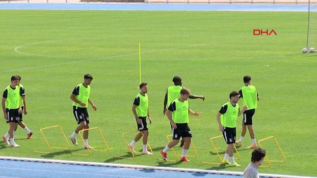 Beşiktaş günün ilk antrenmanını yaptı