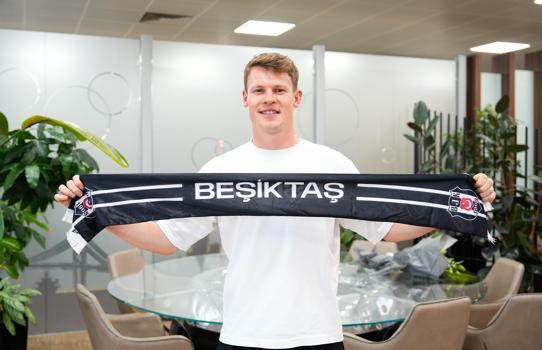 Alexander Nübel ve Doğan Alemdar Beşiktaş için İstanbul’da