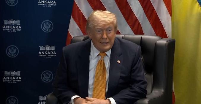 ABD Başkanı Trump: Suriye'yi terör sponsoru listesinden çıkaracağım