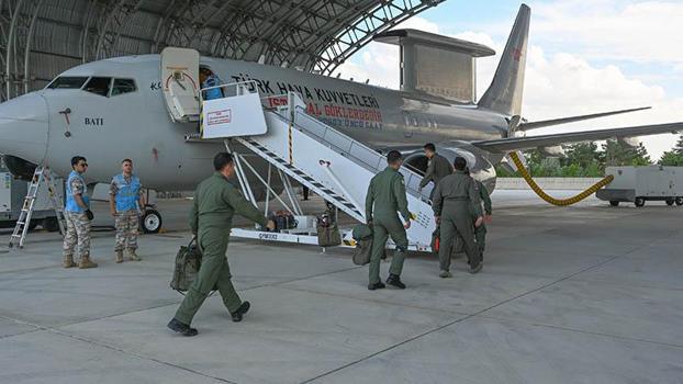E-7T uçağı hava güvenliği görevini tamamladı