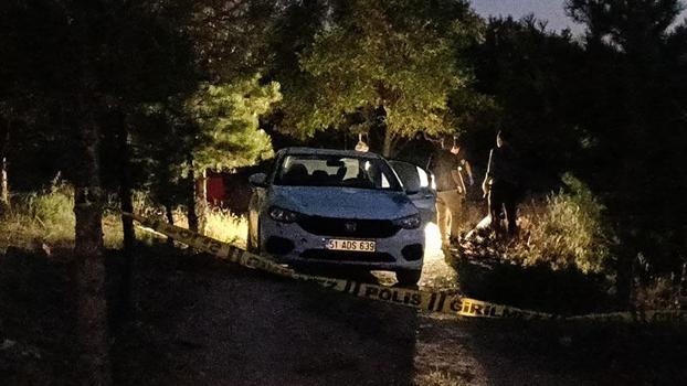 Ormanda bir kişiyi yaraladıktan sonra kaçarken TIR'ın çarptığı şüpheli öldü; olayda 1 tutuklama