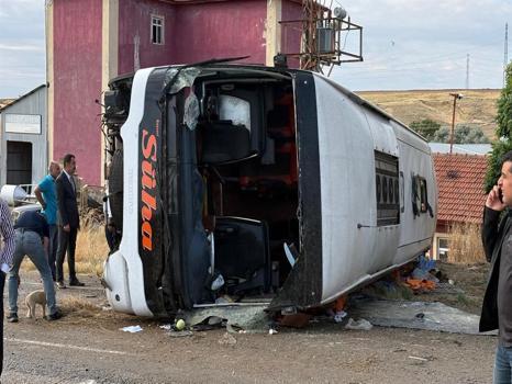 Kırıkkale'de 1 kişinin öldüğü otobüs kazasının görüntüleri ortaya çıktı