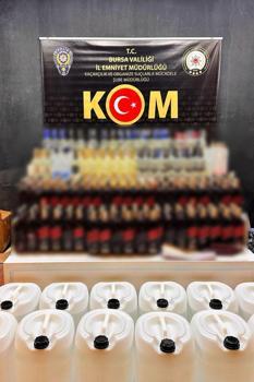 Bursa'da 370 şişe sahte içki ile 600 litre etil alkol ele geçirildi