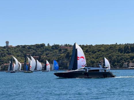 55'inci Deniz Kuvvetleri Kupası Uluslararası Yat Yarışı İstanbul'dan başladı