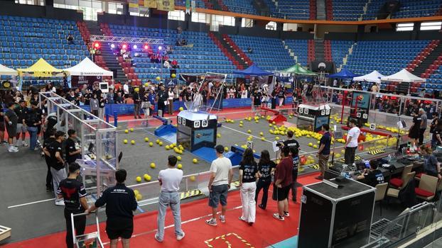 Lise öğrencilerinin ‘uluslararası robotik yarışma’ heyecanı