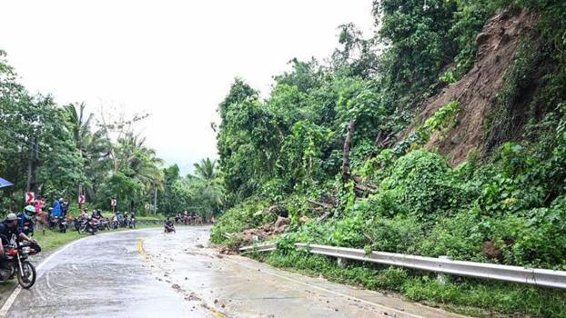 Filipinler'de 'Bavi Tayfunu' nedeniyle 17 kişi hayatını kaybetti
