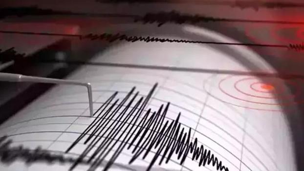 Endonezya'da 5.1 büyüklüğünde deprem: 1 kişi hayatını kaybetti
