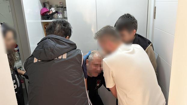 FETÖ'nün sözde 'köyler abisi', çamaşır makinesinin arkasındaki gizli bölmede yakalandı