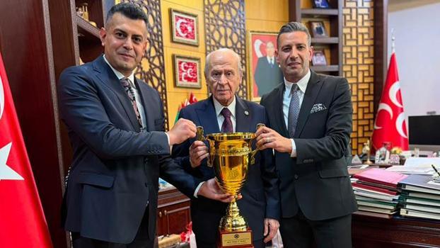 Boks Federasyonu'ndan Bahçeli'ye ziyaret