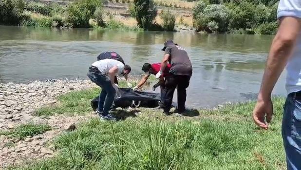 Dicle Nehri'nde erkek cesedi bulundu (2)