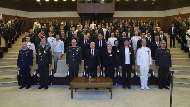 Bakan Güler, şehit aileleri ve gazilerle buluştu