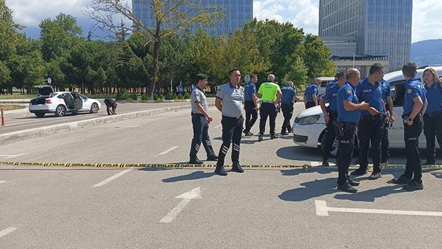 Boşanma davası sonrası adliye otoparkında pompalı tüfek ve tabancalı kavga; 5 gözaltı