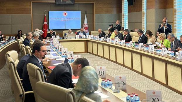 Öğrenci affına ilişkin düzenlemeleri içeren kanun teklifi, komisyonda