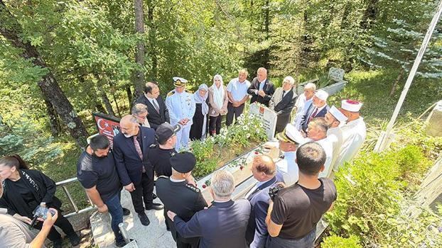 15 Temmuz şehidi imam, mezarı başında anıldı