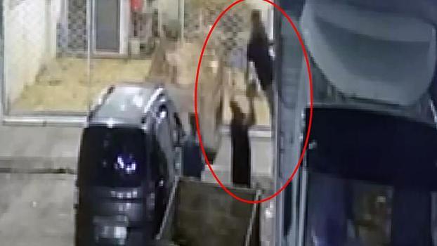 Kamyondan 600 kilo kavun ve karpuz çalıp, satmışlar
