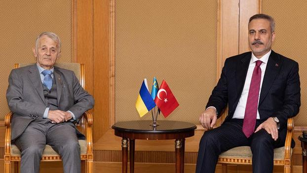 Bakan Fidan, Kırım Tatar halkının milli lideri Kırımoğlu ile görüştü